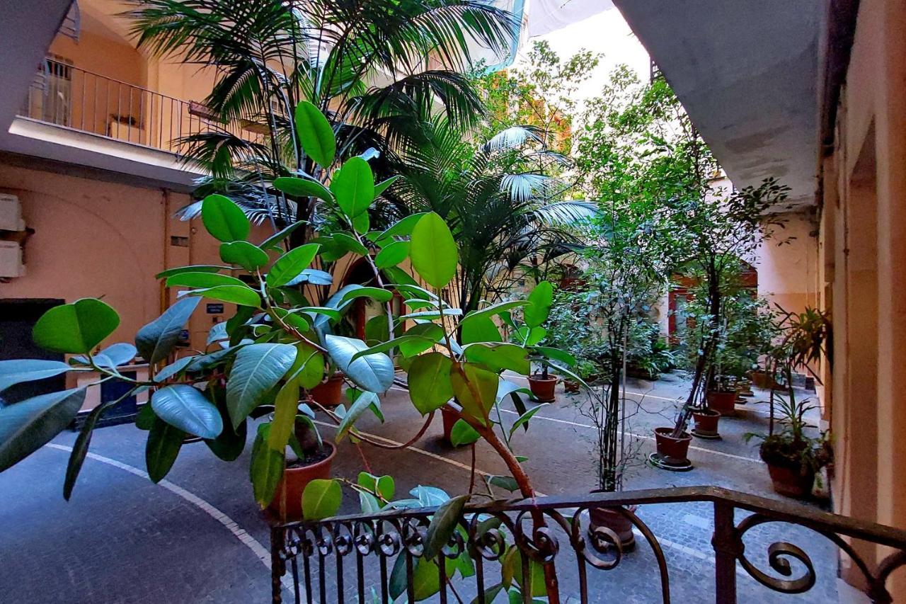 Domus Lou Elegante Appartamento In Trastevere Roma Экстерьер фото